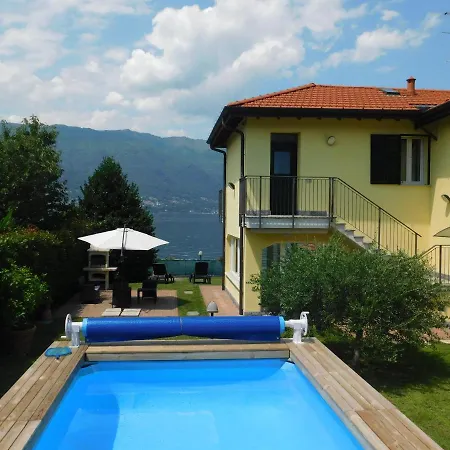Haus Am See * Porto Valtravaglia