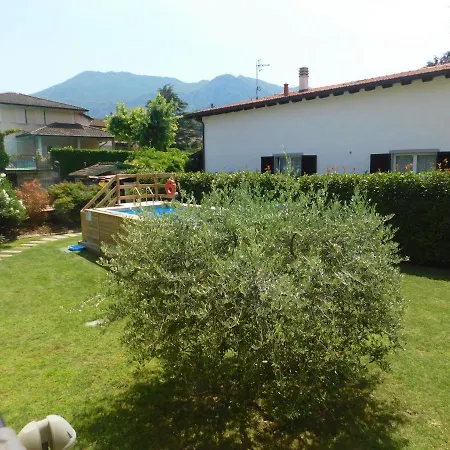 Ferienhaus Haus Am See Porto Valtravaglia