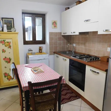 Holiday home Haus Am See Porto Valtravaglia